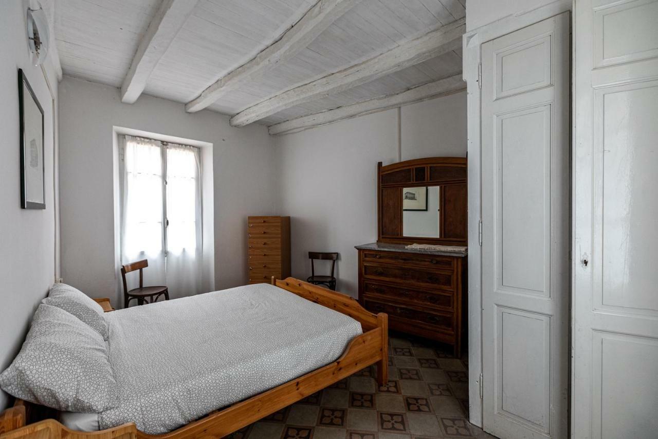 Ostello Di Germagno โอเมญา ภายนอก รูปภาพ